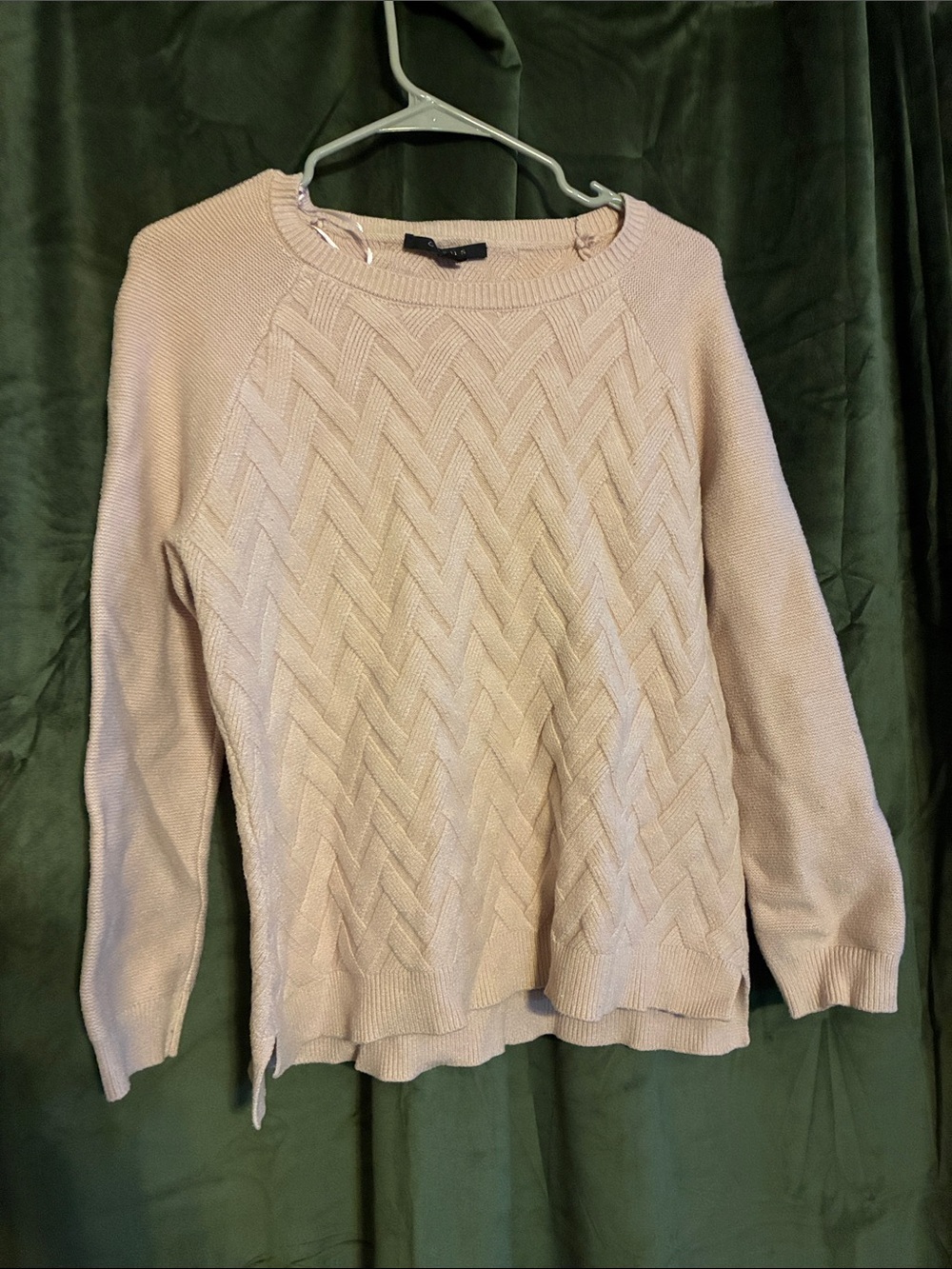Women's Cable-Knit Crewneck Sweater - Light Pink